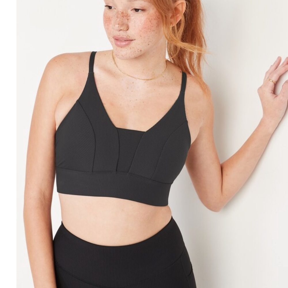 NEW rib detail powersoft sports bra